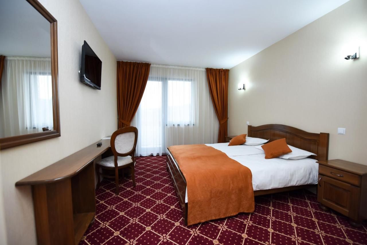 Курортные отели Condor Resort Dulceşti-8