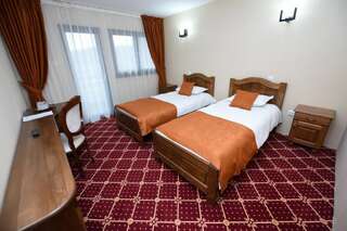 Курортные отели Condor Resort Dulceşti Двухместный номер с 1 кроватью или 2 отдельными кроватями-4
